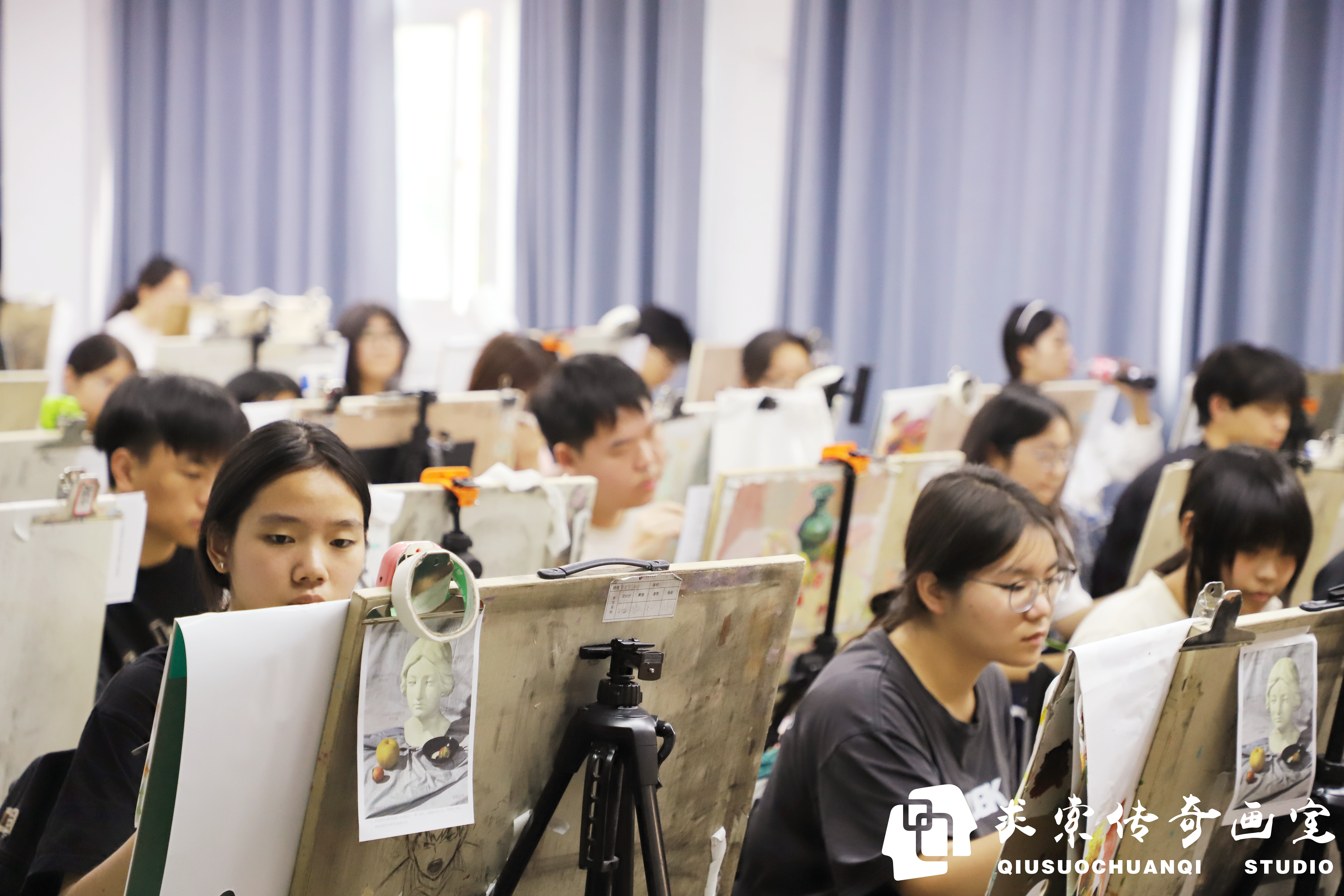 25�쿼����������Щ�������μ�У���������ƣ�